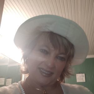 Meet your Posher, Sherry